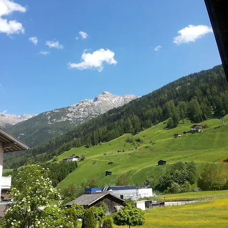 Mooshof Apartmanhotel Neustift im Stubaital