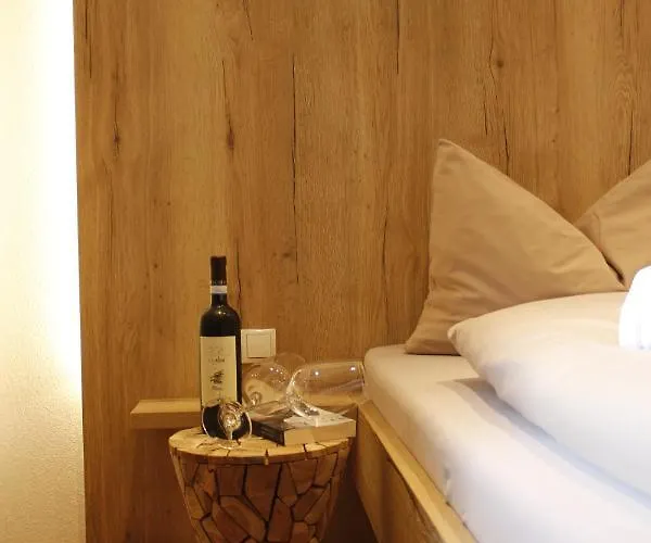 Mooshof ノイシュティフト・イム・シュトゥーバイタール