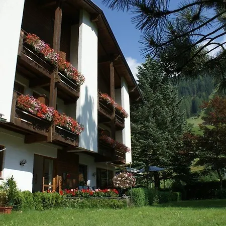 Mooshof Aparthotel Neustift im Stubaital